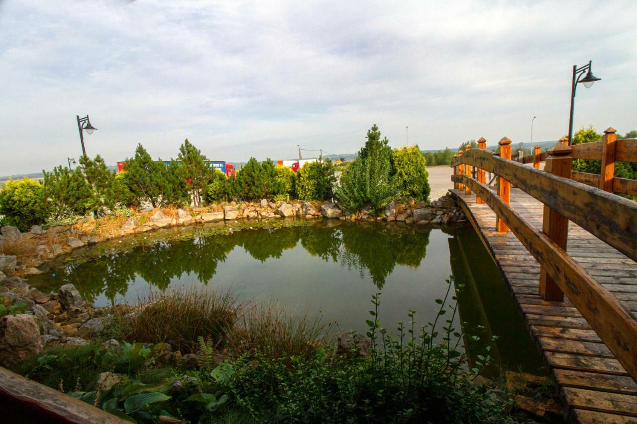 Hotel Stary Mlyn Kozieglowy  ภายนอก รูปภาพ