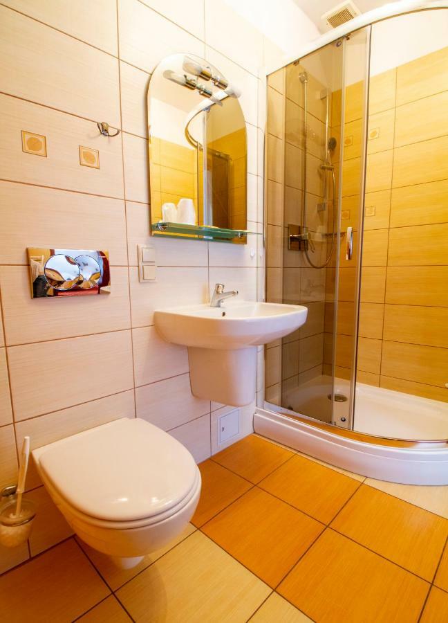 Hotel Stary Mlyn Kozieglowy  ภายนอก รูปภาพ