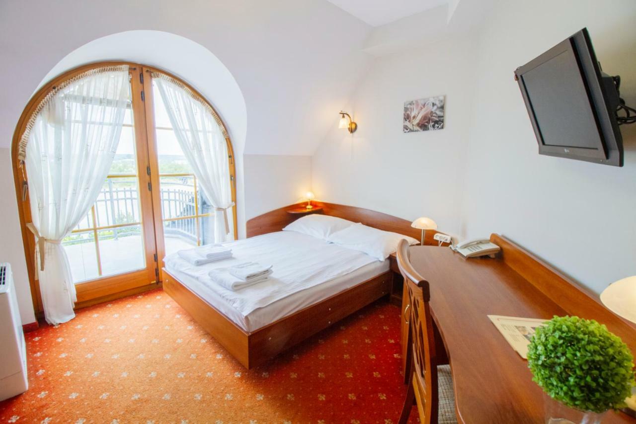 Hotel Stary Mlyn Kozieglowy  ภายนอก รูปภาพ